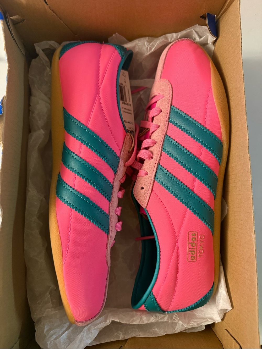 7.5 women’s Adidas Tokyo